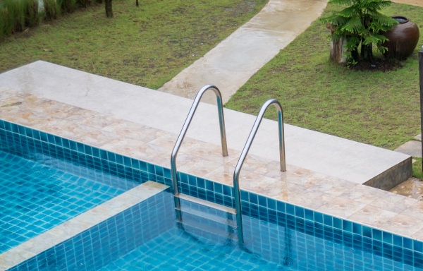 protecting-your-pool-pavers-feature